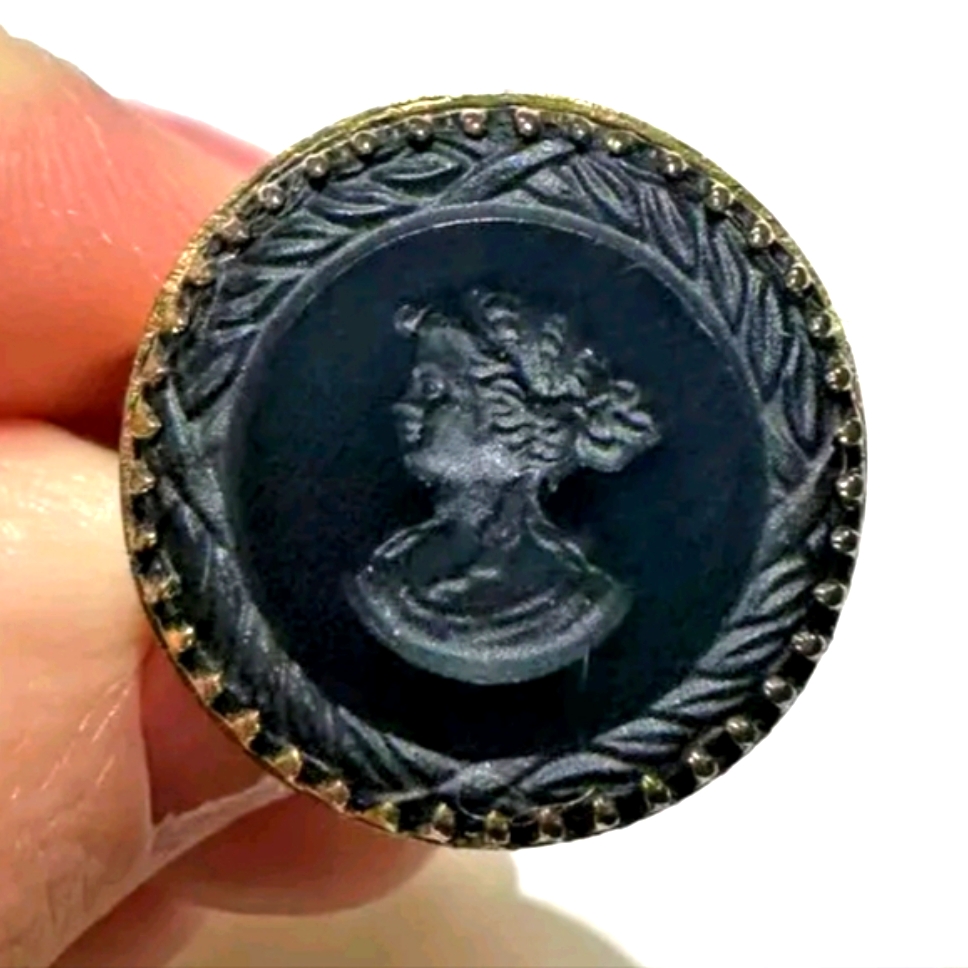 Vtg Whiting Davis Black Intaglio Cameo Round Gold Tone Adjustable Ring 60$